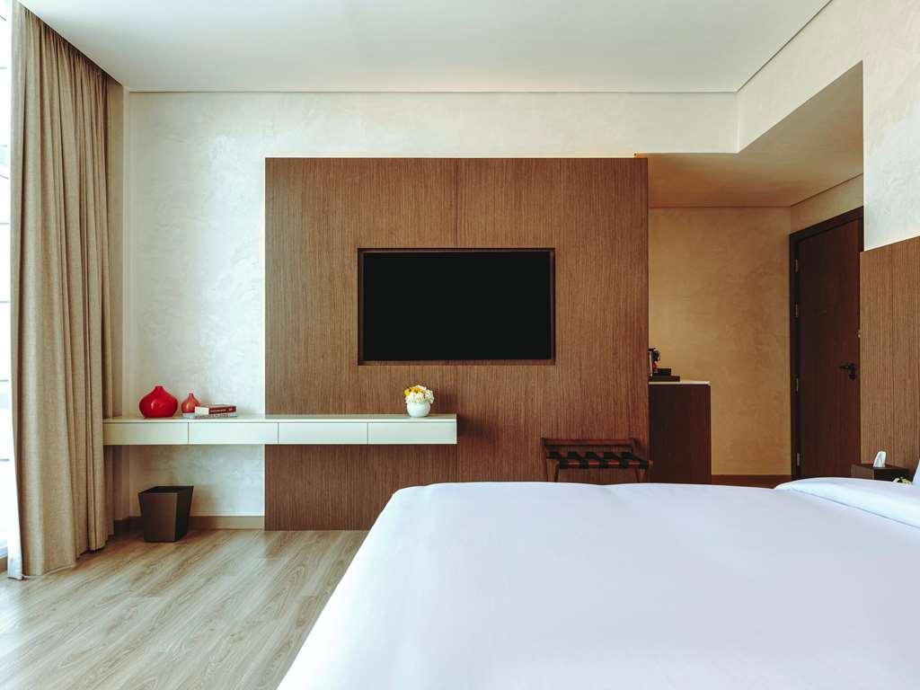Moevenpick Hotel Jumeirah Village Triangle Dubai Cameră foto